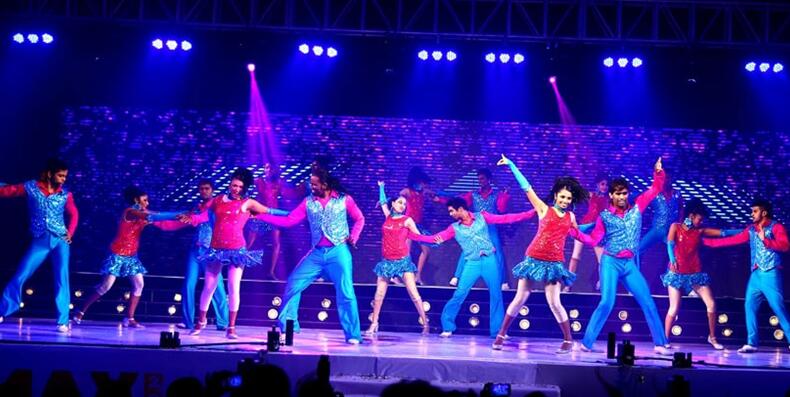 舞臺表演-哈爾濱